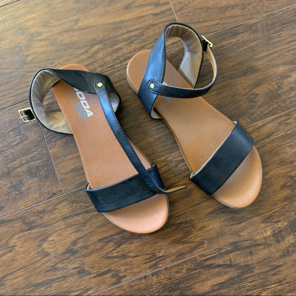 Black Sandals